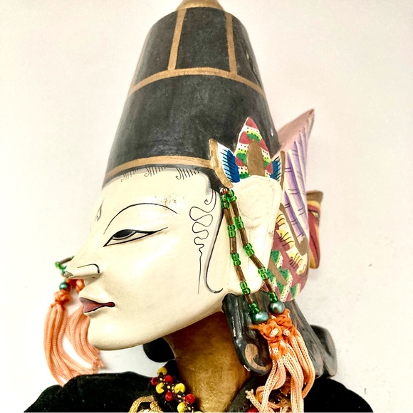 18 & 16” Wayang Golek Java Indonesia Asian Stick Marionettes & case. - Picture 6 of 12